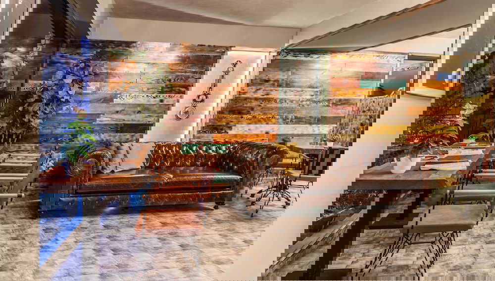 Primary image