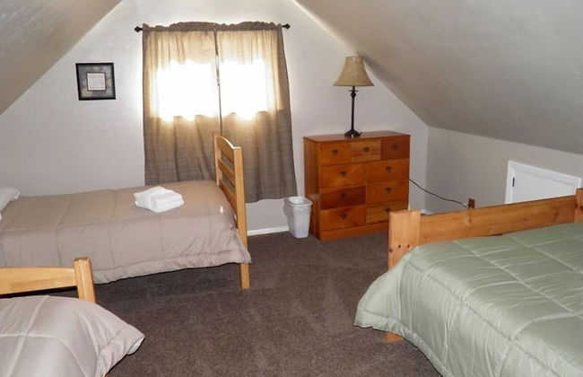 825 Julie Lane - Photo 3