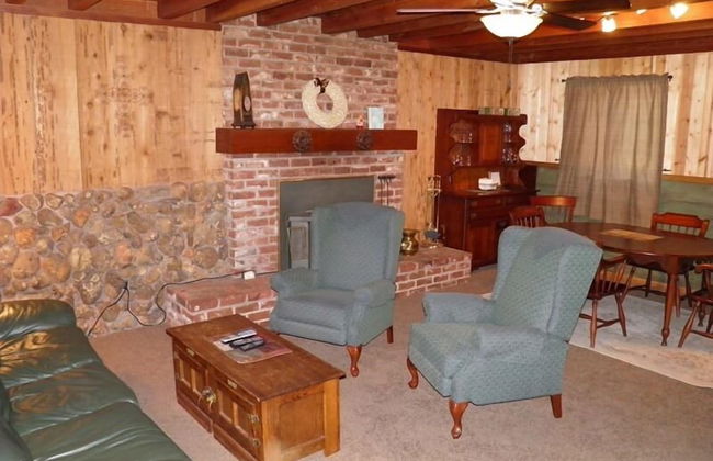 825 Julie Lane - Photo 8