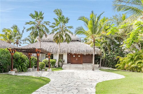 Photo 34 - Luxury Villa with Beachfront Eden Roc