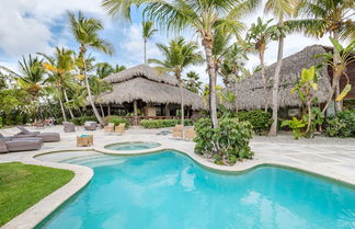 Foto 1 - Luxury Villa with Beachfront Eden Roc