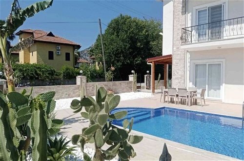 Photo 12 - Fabulous 3 Bedroom Apartment in Dalyan With Pool