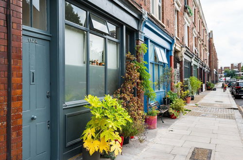 Foto 34 - Charming Home With Roof Terrace in East London by Underthedoormat