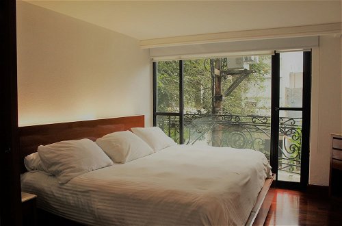 Photo 3 - Condesa Suites