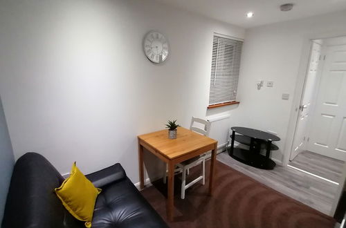 Foto 4 - Charming 1-bed Apartment in Coventry