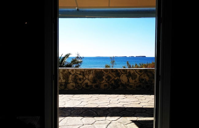 Alekos Beach Houses-Caretta - Photo 14