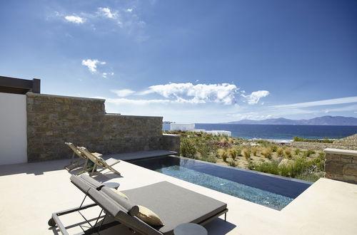 Photo 1 - Bonzoe Suites & Villas