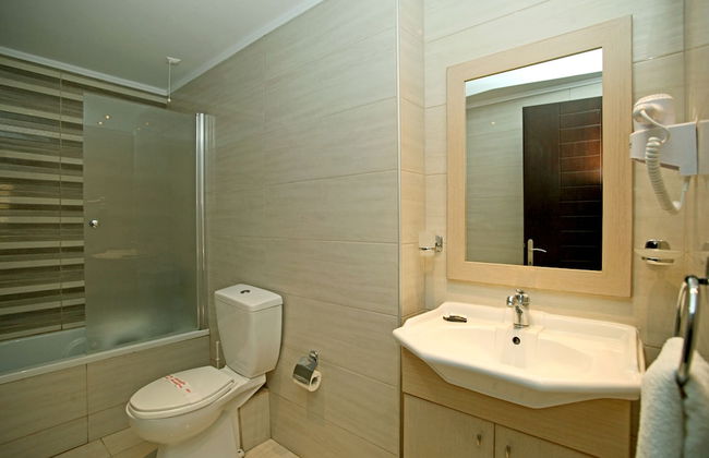 Naias Beach Hotel - Foto 21