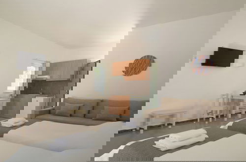 Foto 5 - Reina Apartments