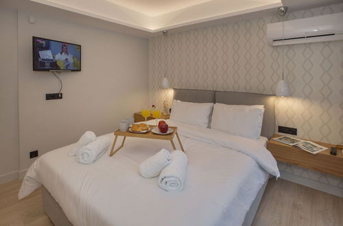 Photo 12 - Acropolis Golden Suites by GHH