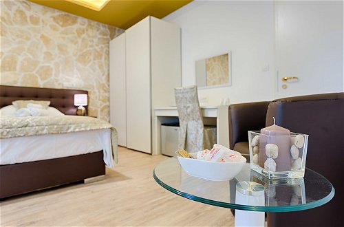 Photo 11 - Luxury Rooms Floramye - Adults Only