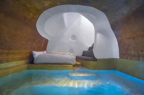 Photo 13 - Two Bedroom Villa With Private Indoor Cave Pool