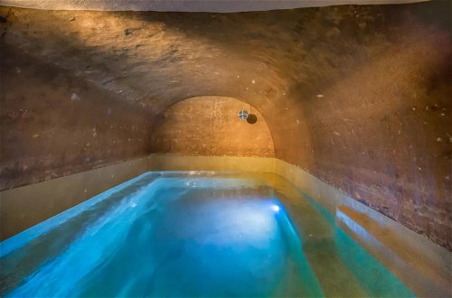Foto 47 - Two Bedroom Villa With Private Indoor Cave Pool