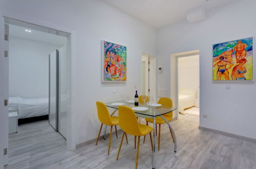 Foto 5 - Stylish 3BR Apartment, Fantastic Location in Sliema