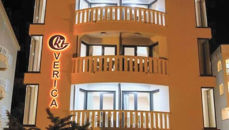 Foto 1 - Villa Verica