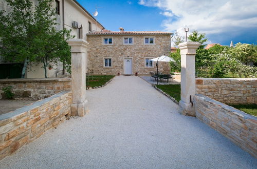 Photo 27 - Stone house Furlani with a lovely garden