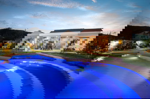 Foto 1 - Three Stars Luxury Villas
