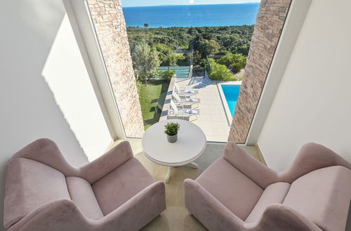 Foto 46 - Luxury Villa Royal I with Private Pool