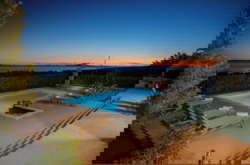 Foto 55 - Luxury Villa Royal I with Private Pool
