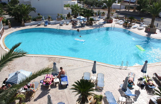 Coliseum Studios & Apartments - Foto 12