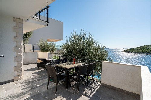 Foto 26 - Villa Sine With Amazing Sea Panorama