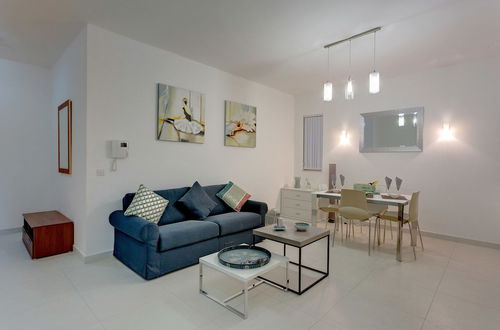 Photo 6 - Modern Apartment in the Best Location, Perfect for Families