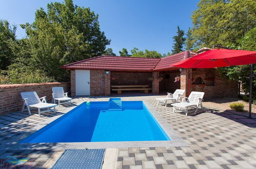 Photo 15 - Apartment With Terrace, Sea View, Pool & Outdoor Kitchen