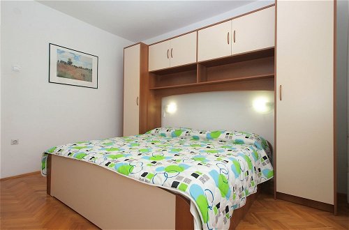 Photo 13 - Apartment 1704