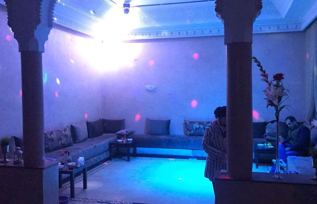 Luxury Villa - Photo 16