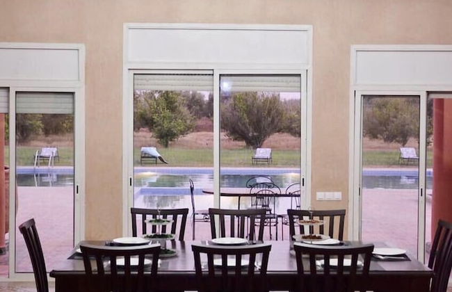 Luxury Villa - Photo 11