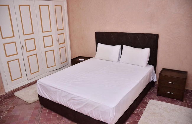 Luxury Villa - Photo 7
