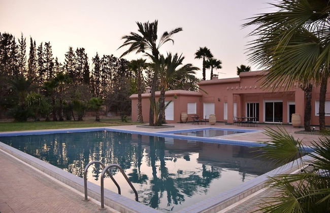 Luxury Villa - Photo 20