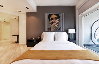 Foto 3 - Maison Privee - Luxurious 2/Bed Apt on Palm Jumeirah