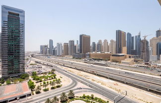 Foto 2 - Upscale Studio Apartment in JLT