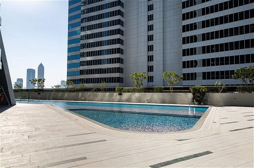 Photo 4 - Stunning Studio w/ Burj Khalifa View