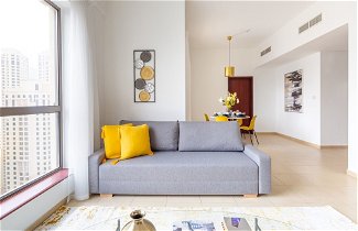 Photo 3 - Radiant & Alluring 1BR Apartment W/ Marina Views