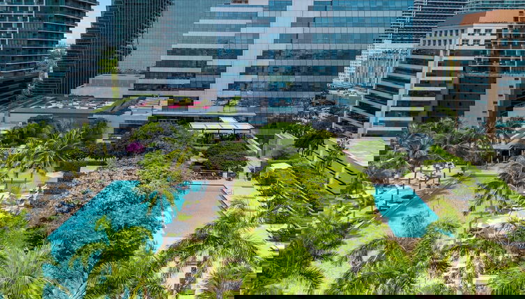 Foto 1 - Luxury Condos at Four Seasons