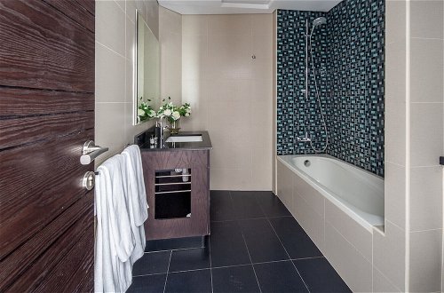 Foto 30 - Supreme 2BR Apartment - Cosmopolitan Living in Dubai Marina