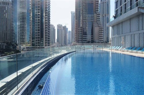 Foto 8 - Supreme 2BR Apartment - Cosmopolitan Living in Dubai Marina