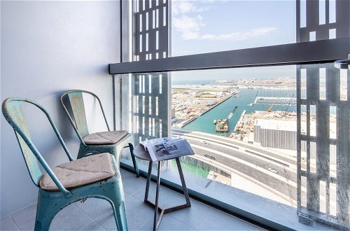 Foto 17 - Supreme 2BR Apartment - Cosmopolitan Living in Dubai Marina