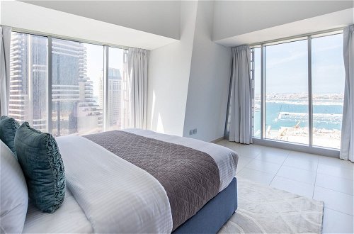 Foto 5 - Supreme 2BR Apartment - Cosmopolitan Living in Dubai Marina