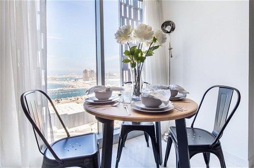 Foto 9 - Supreme 2BR Apartment - Cosmopolitan Living in Dubai Marina