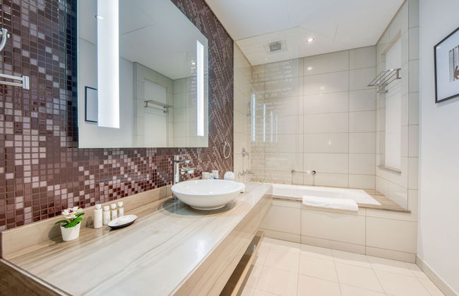 Maison Privee - Cool Dubai Apt next Burj Khalifa & Design District - Foto 16