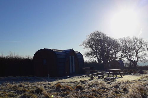 Foto 40 - Hornbeam Luxury Eco Pod at Trewithen Farm Glamping