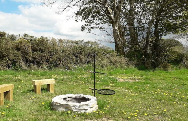 Hornbeam Eco Cabin - Sleeps 2 - Valley View - Foto 13