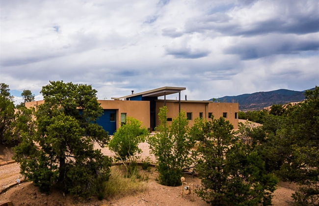 Butterfly House - Spectacular Modern Design and Mountain Views - Photo 60
