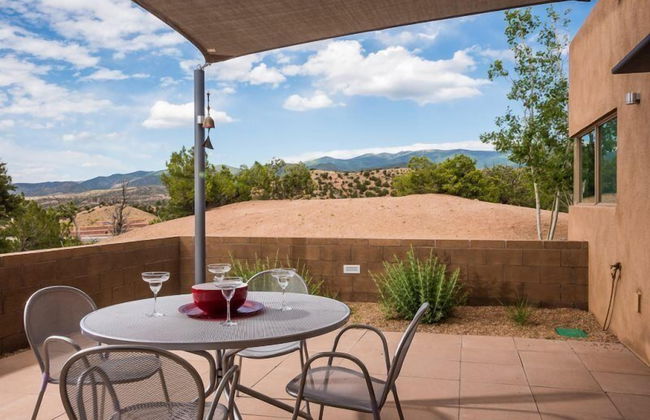 Butterfly House - Spectacular Modern Design and Mountain Views - Photo 31