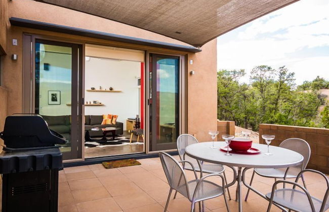 Butterfly House - Spectacular Modern Design and Mountain Views - Photo 32