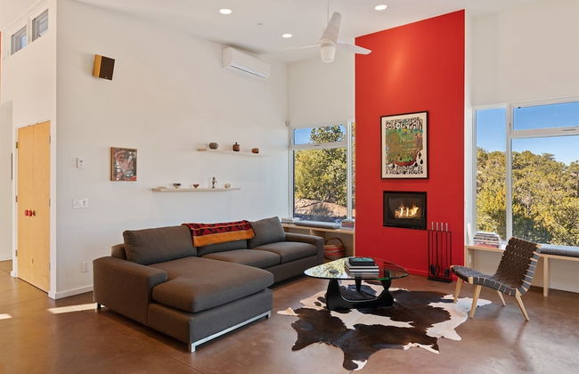 Butterfly House - Spectacular Modern Design and Mountain Views - Photo 24