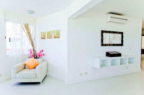 Photo 10 - Ocean View Apartment With 3 BDR at B Varo Beach